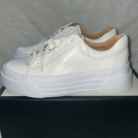 NWT J/SLIDES AMANDA White Leather Sneaker - Picture 11 of 15